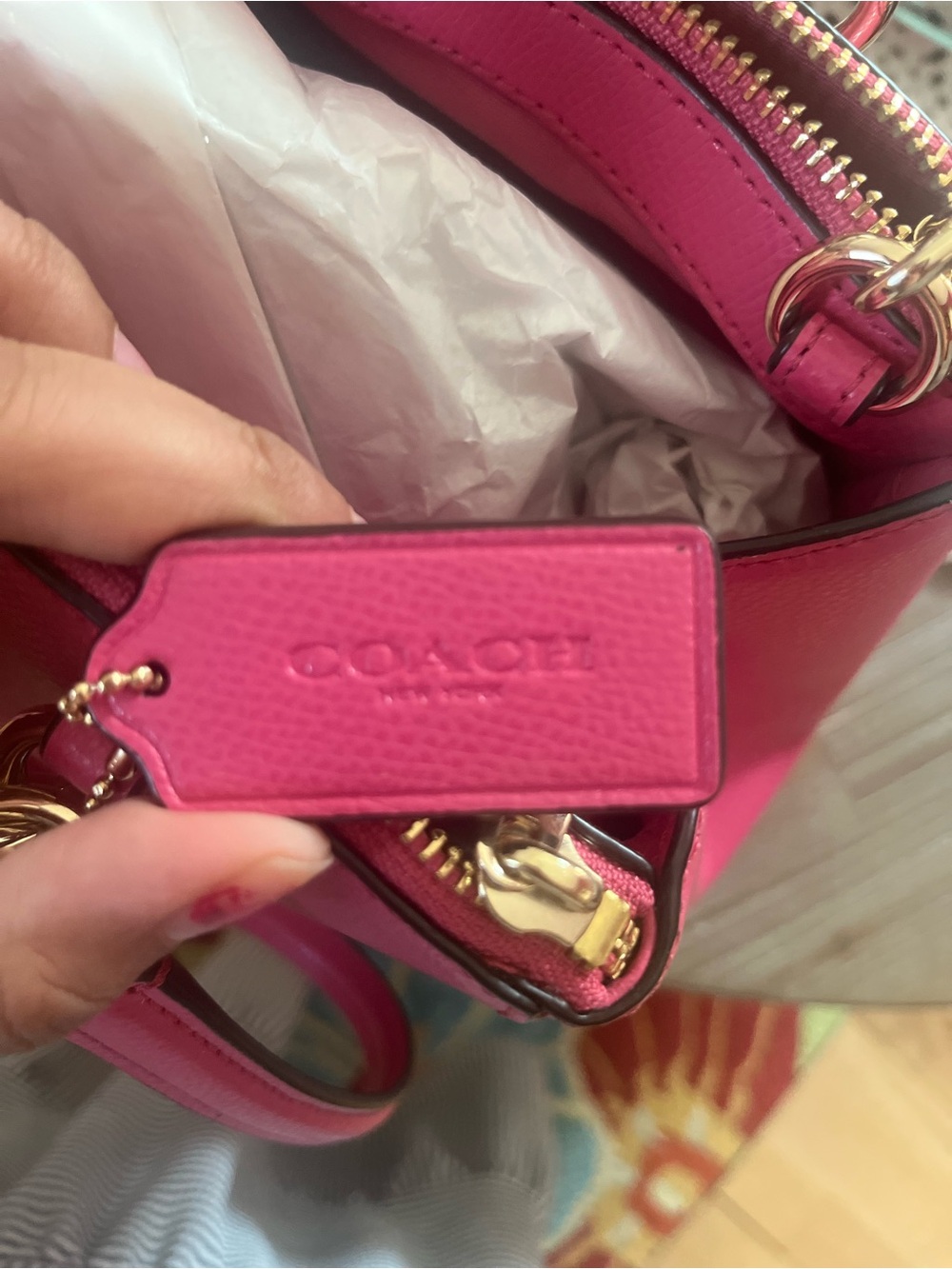Coach Hot Pink Leather Shoulder Bag with Gold Hardware - Picture 2 of 5